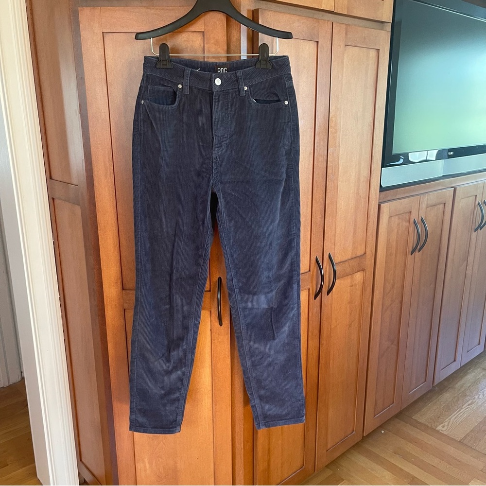 BDG NAVY BLUE MOM HIGH RISE CORDUROY PANTS